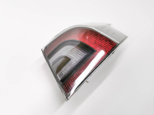  Rear corner lamp 