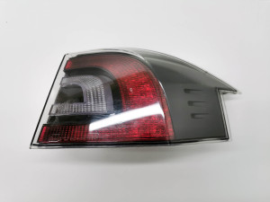  Rear corner lamp 