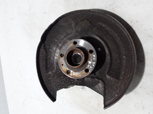  Rear hub 