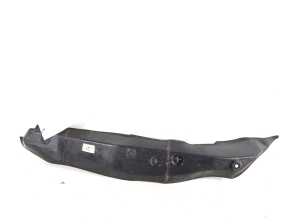 Mercedes Benz C-Class 205 (2014–2021) Esiporitiiva muu osa A2058890125 - 2