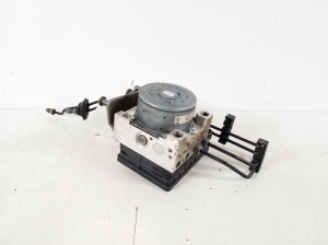 Mercedes Benz C-Class 205 (2014–2021) ABS plokk A2054313112 - 2