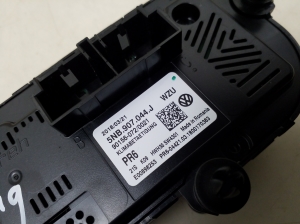Volkswagen Tiguan (2017–2026) Heater control panel 5NB907044J - 4