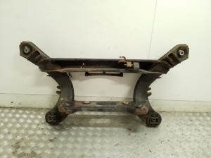  Rear axle beam 