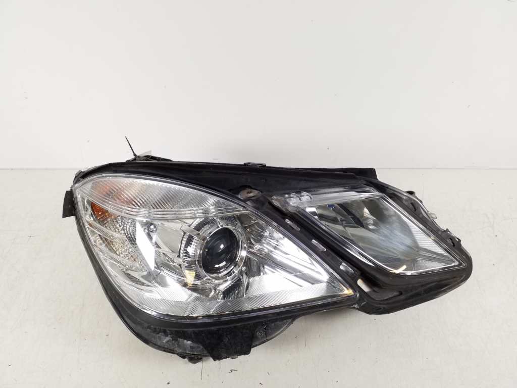 MERCEDES-BENZ E-Class W212/S212/C207/A207 (2009-2016) Front Right Headlight A2128208261,A2128200261 18803392