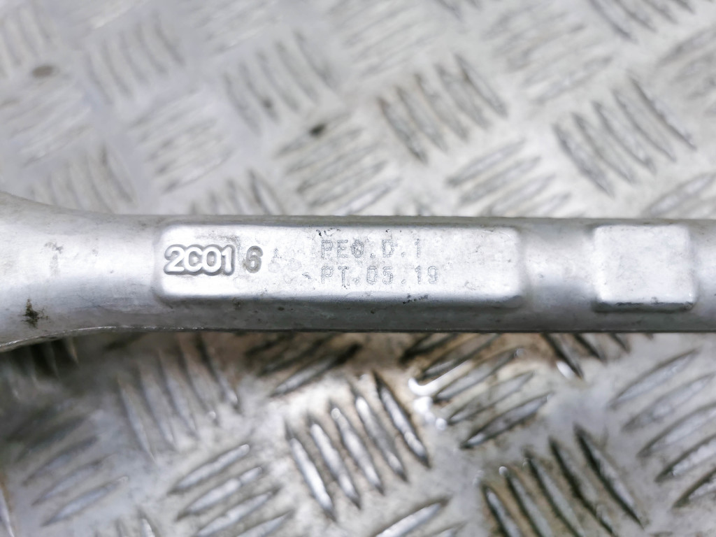 TESLA Model S 1 generation (2012-2024) Handlebar rod 1027841-00-B 21180487