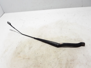   Windshield wiper blade 