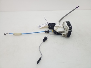 Front door lock - A1667200435