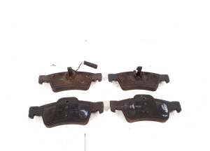  Brake pads 