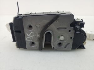 Mercedes Benz B-Class 246 (2011–2017) Rear side door lock A2047302835 - 5
