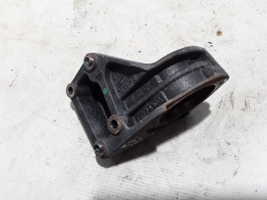 FIAT 500X (334) (2014–2026) Front drive shaft bracket 55224306 - 3