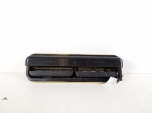 Mercedes Benz E-Class W212 (2009–2015) Rear fender vent grille A2128300142 - 2