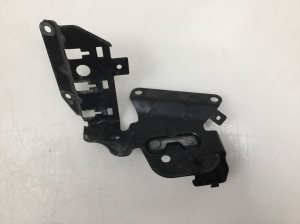 Halter Bremskraftverstärker - 03G131133C