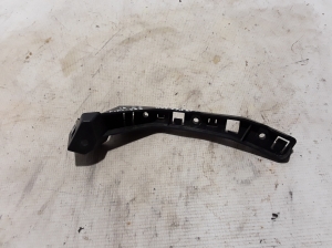  Rear bumper bracket 