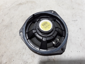  Rear side door speaker 