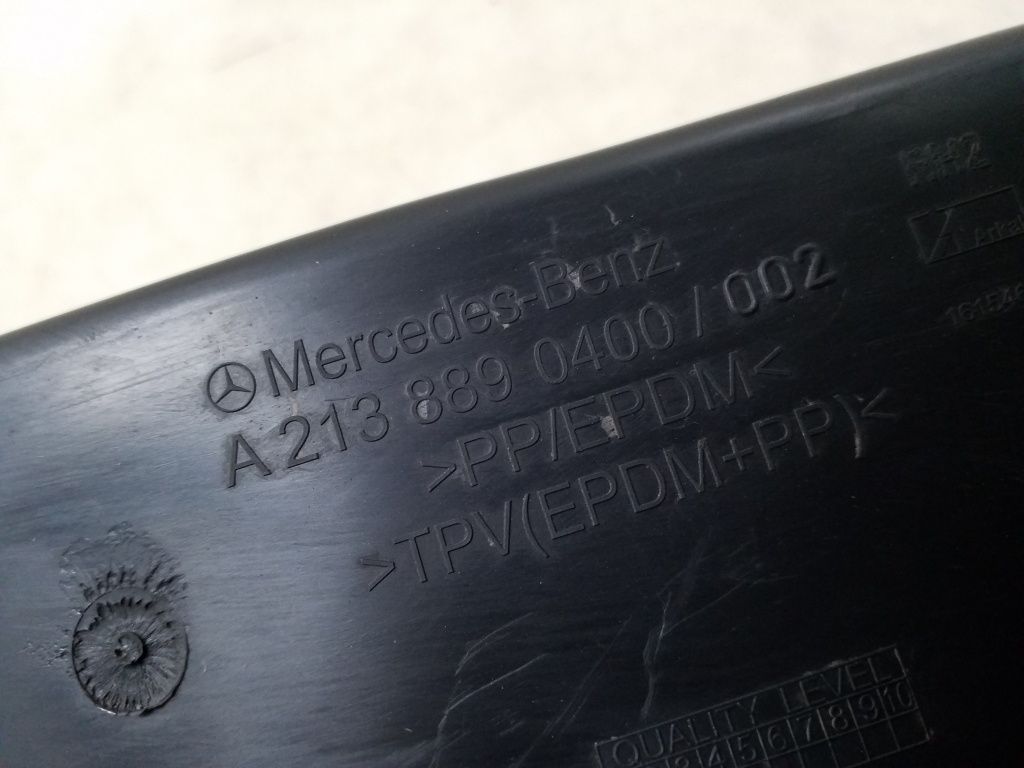 MERCEDES-BENZ E-Class W213/S213/C238/A238 (2016-2024) Citas virsbūves detaļas A2138890400 24967009