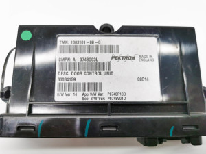 Tesla Model S S (2012–2026) Front door control unit 1003101-00-C - 2