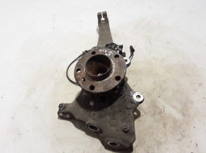 Front wheel hub - 6775767