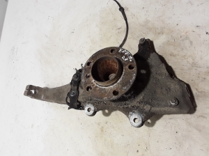 BMW 5 SERIES F07 (2009–2017) Front wheel hub 6775768 - 2
