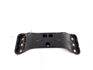 Mercedes Benz C-Class 205 (2014–2021) Getriebehalter A2052401702 - 2
