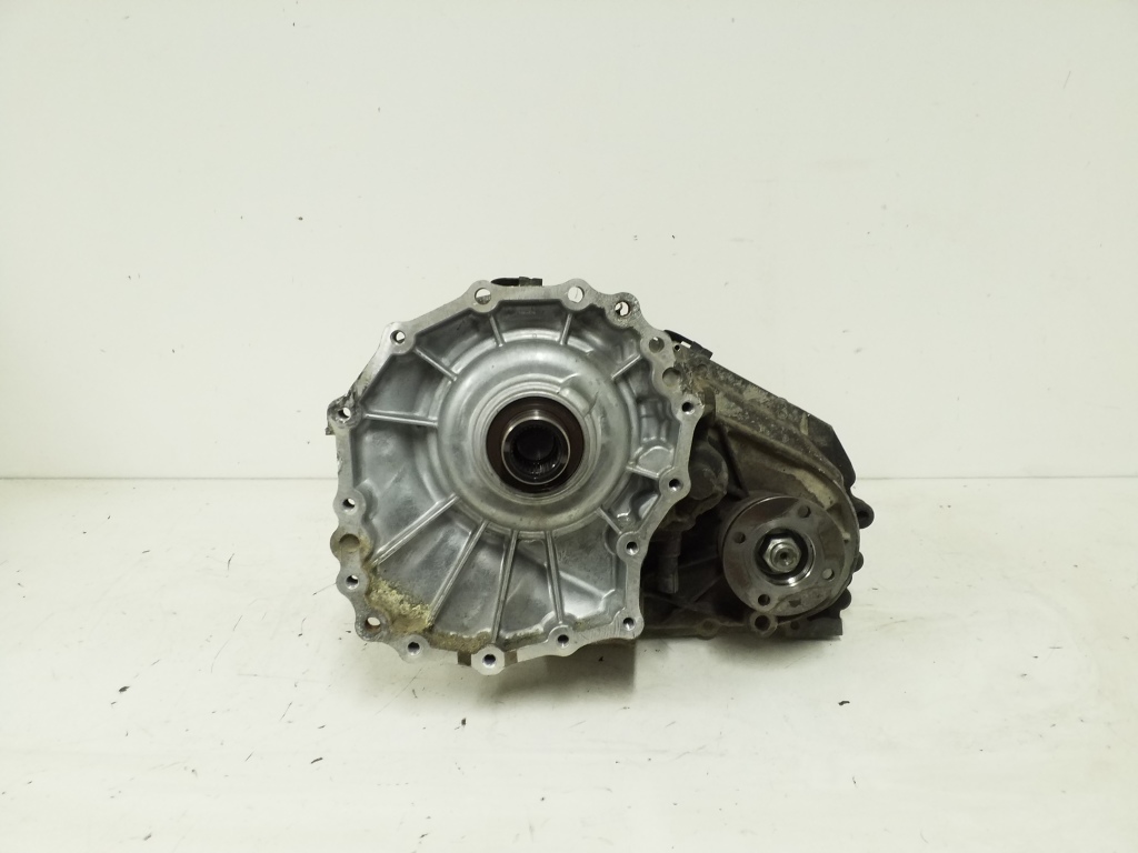 Used NISSAN Pathfinder Distribution box and its details