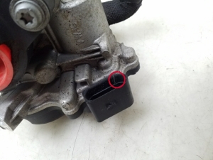 Volkswagen Tiguan (2017–2026) Accelerator valve 04L128063A - 5