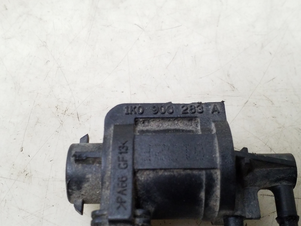 AUDI A4 B8/8K (2011-2016) Magnetventil 1K0906283A 24966923