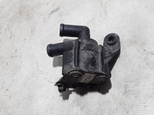 BMW 5 SERIES F07 (2009–2017) Auxiliary water pump 9167206 - 2
