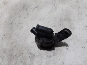 BMW 5 SERIES F07 (2009–2017) Auxiliary water pump 9167206 - 3