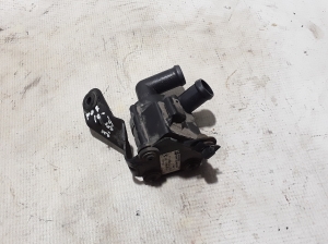   Auxiliary water pump  - 9167206 