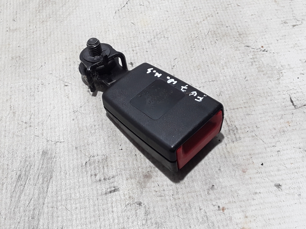 Naudotas BMW 5 SERIES Galinės sėdynės saugos diržo sagtis 9159298