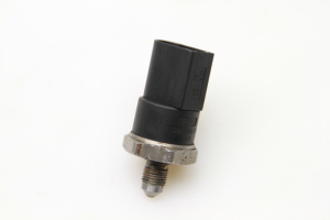  High pressure fuel line sensor 