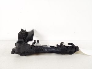 Mercedes Benz C-Class 205 (2014–2021) Front door exterior handle bracket A0997604600 - 3