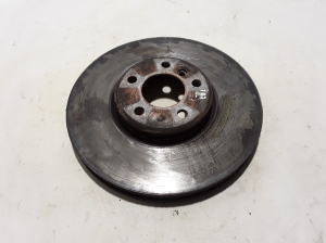  Bremsscheibe vorne  - 6898729 