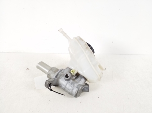 Mercedes Benz C-Class 205 (2014–2021) Piduri peasilinder A2054300002 - 2