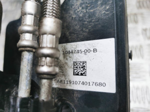 Tesla Model 3 3 (2016–2024) ABS unit 1044745-00-B - 5