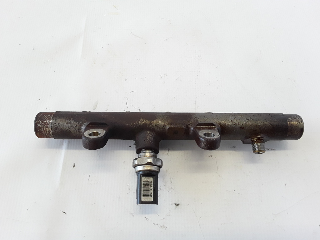 RENAULT Laguna 3 generation (2007-2015) Fuel Rail 8200296867, 8200815617 21072655