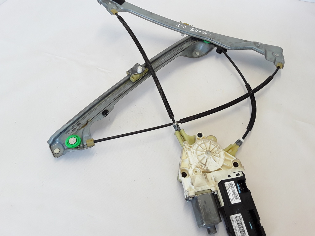 RENAULT Laguna 3 generation (2007-2015) Front Right Door Window Regulator 807000002R 21072653