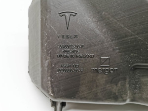 Tesla Model 3 3 (2016–2024) Front washer fluid reservoir 1096062-00-F - 2