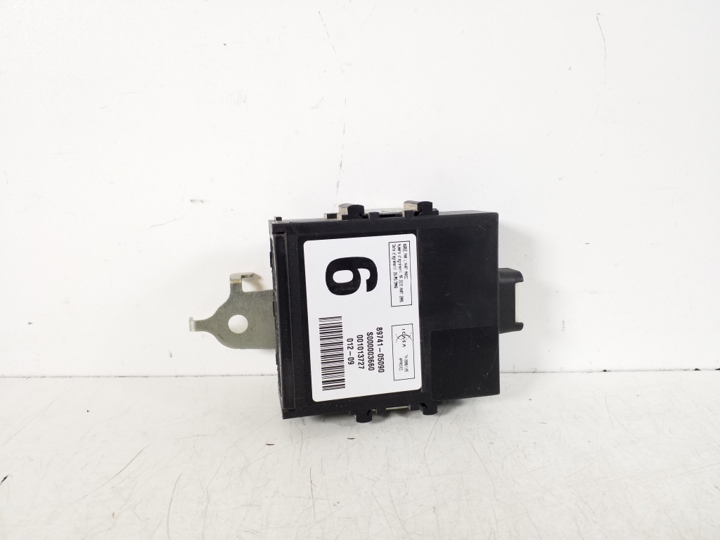 TOYOTA Avensis T27 3 generation (2009-2020) Relays 89741-05090 21611120