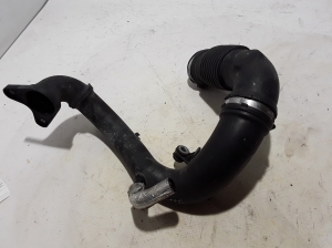  Air intake hose 