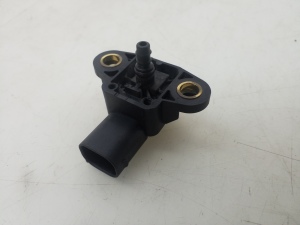 Mercedes Benz B-Class 246 (2011–2017) Sonstiger Sensor A0071530028 - 3