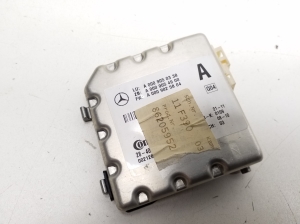 Mercedes Benz E-Class W212 (2009–2015) Esikaamera A0009050338 - 3
