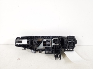 Mercedes Benz C-Class 205 (2014–2021) Rear side door exterior handle and its parts - 2