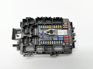 Sicherungskasten Innenraum - 1034409-00-b