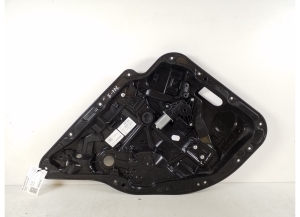 Rear side door window regulator and its parts
