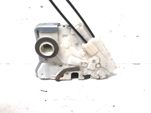 TOYOTA Yaris (2011–2020) Front door lock - 2