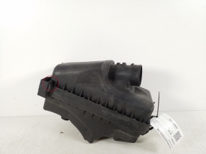 TOYOTA Avensis T25 (2003–2008) Luftfiltergehäuse 17735-0G011 - 2