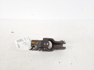 TOYOTA Avensis T25 (2003–2008) Roolivõlli rist 45209-05010 - 2