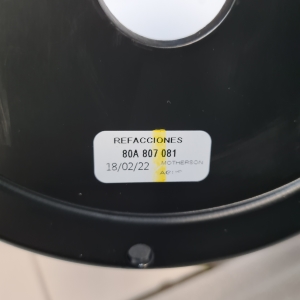  Priekinio stiklo valytuvo mechanizmo apdaila prie stiklo 