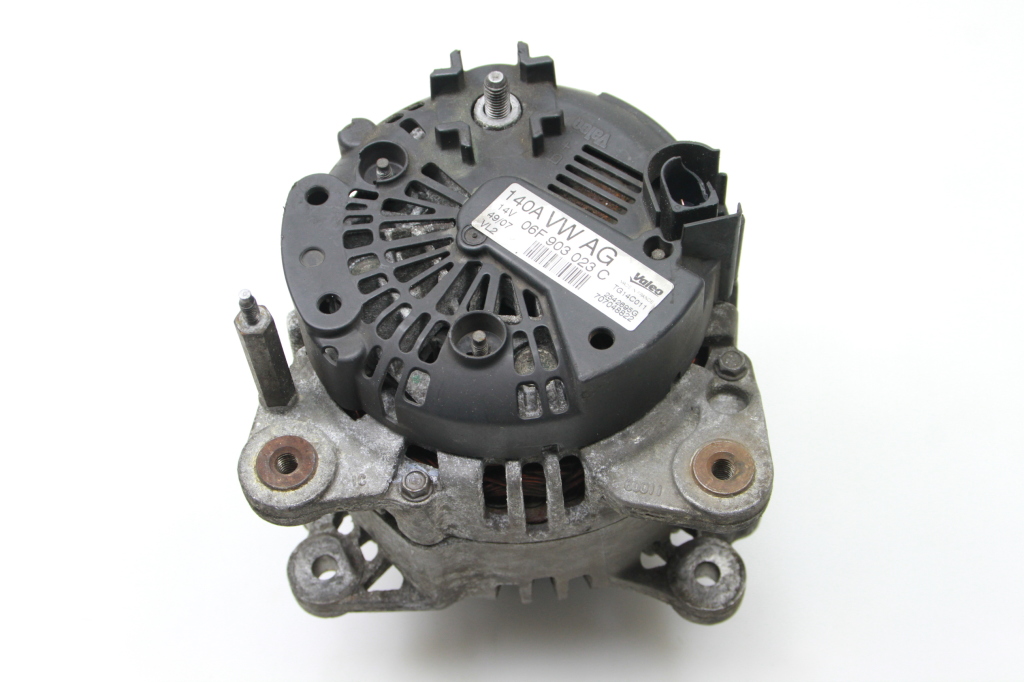 VOLKSWAGEN Passat B6 (2005-2010) Alternator 06F903023C 25092696